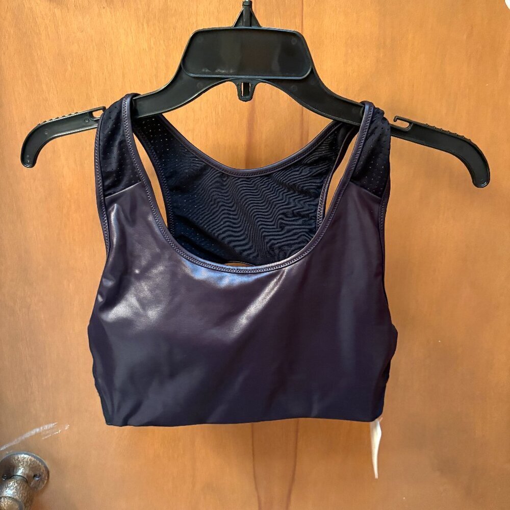 Fabletics Medium Impact Shine Sports Bra Size Small NWT